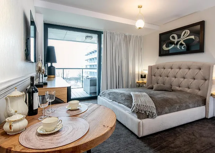 Seaside Parking W Cenie Apartament *