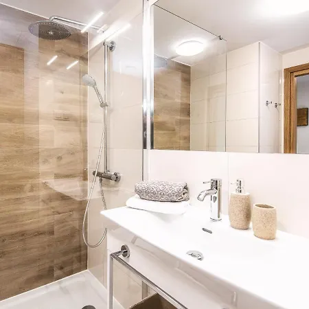 Seaside Parking W Cenie דירה *